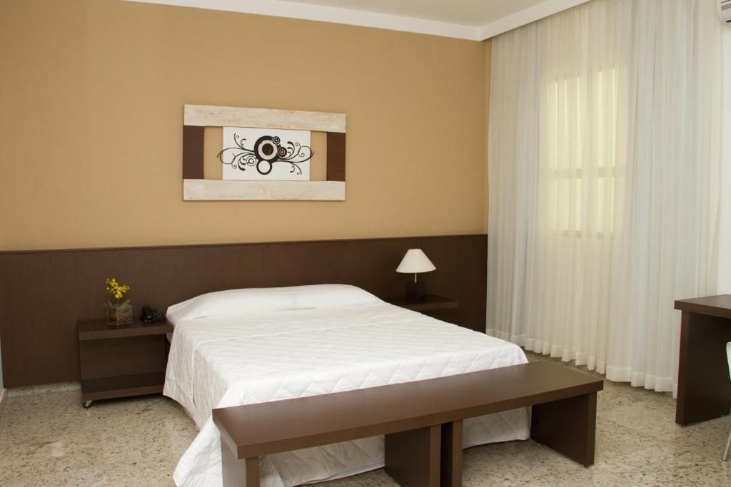 Santorini Hotel Guanhães Стая снимка